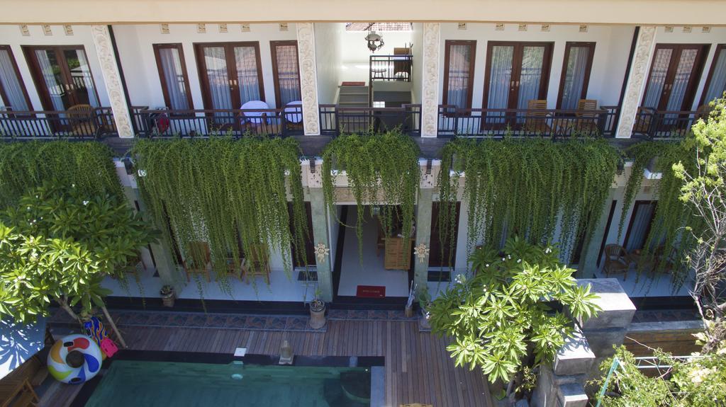 Apartamento Pujihouse One Legian Exterior foto